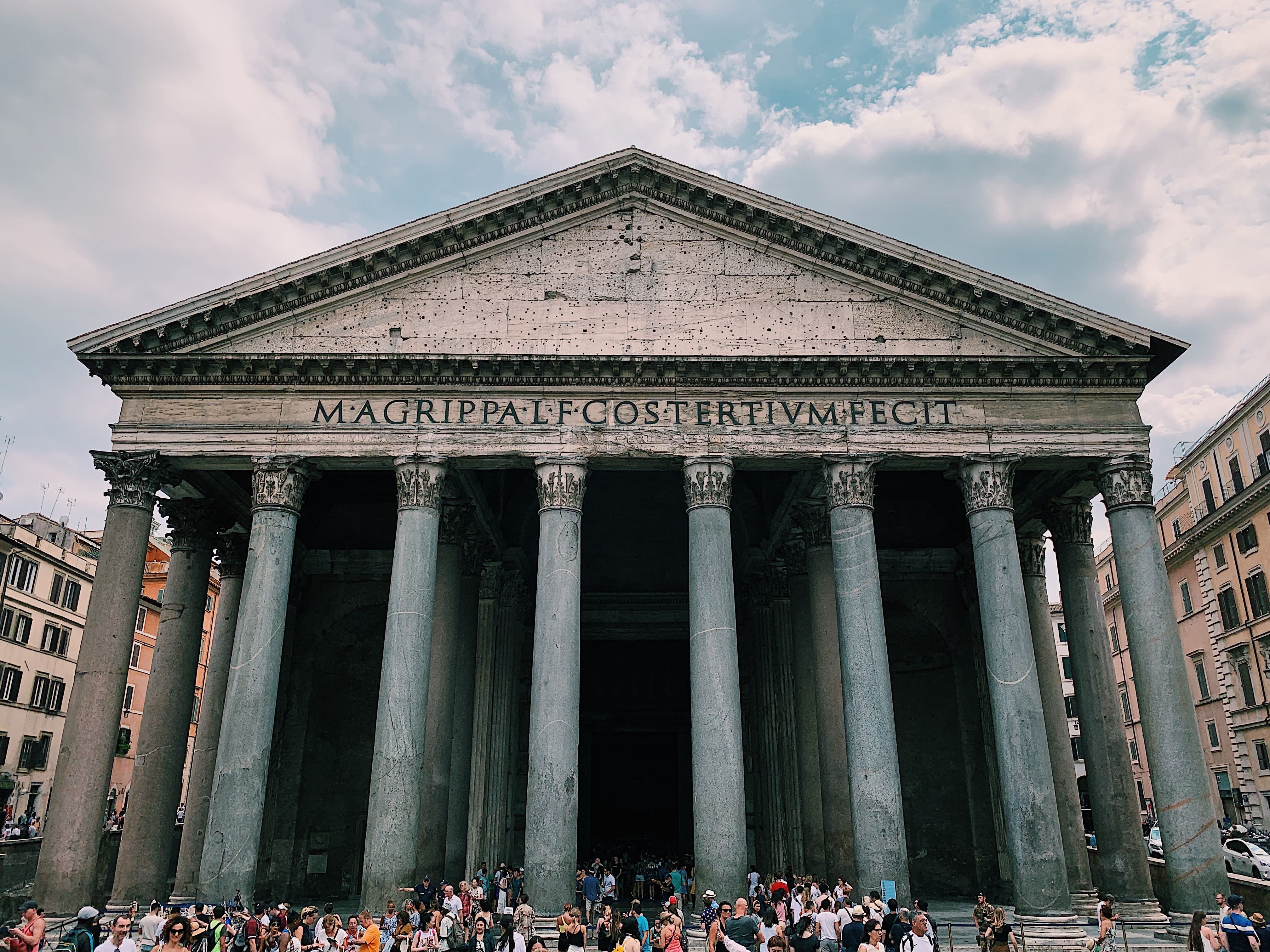 The Pantheon with many visitors